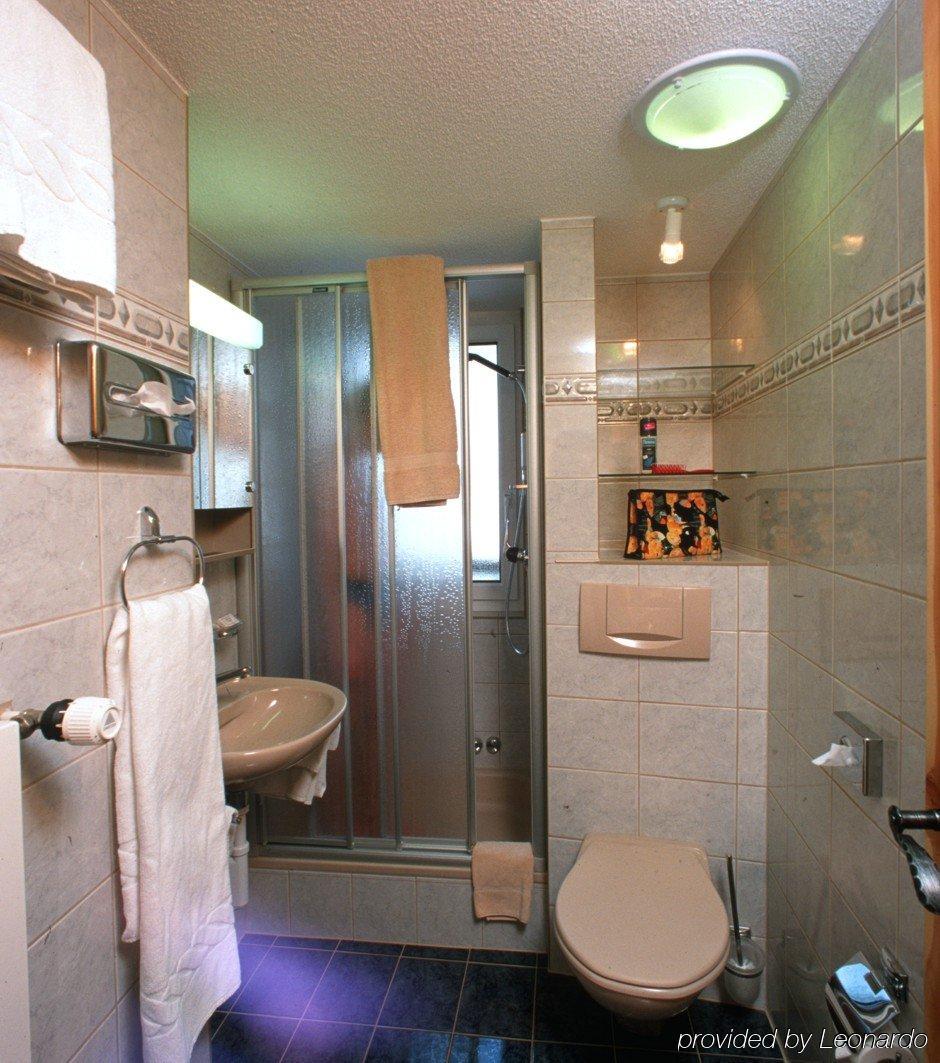 Hotel Walliserhof-Leukerbad-Therme Cameră foto
