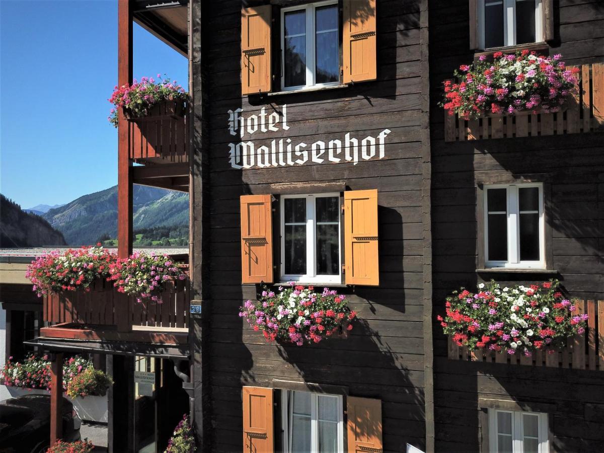 Hotel Walliserhof-Leukerbad-Therme Exterior foto